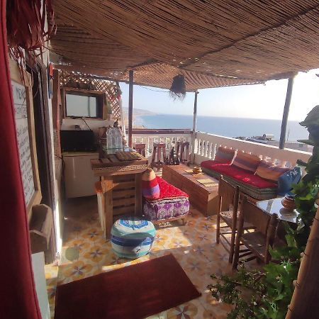 شقة تغازوت  في Red Carpet Surf House المظهر الخارجي الصورة