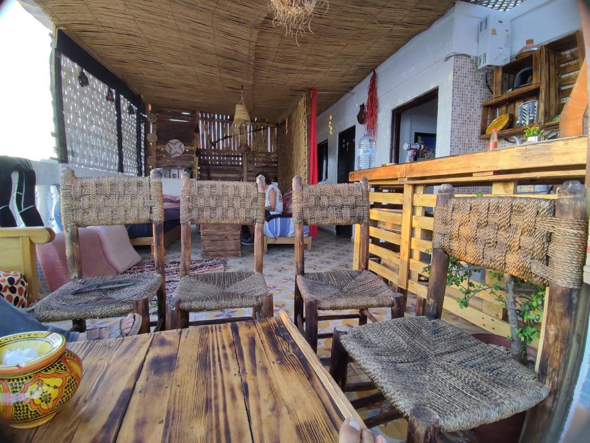 شقة تغازوت  في Red Carpet Surf House المظهر الخارجي الصورة