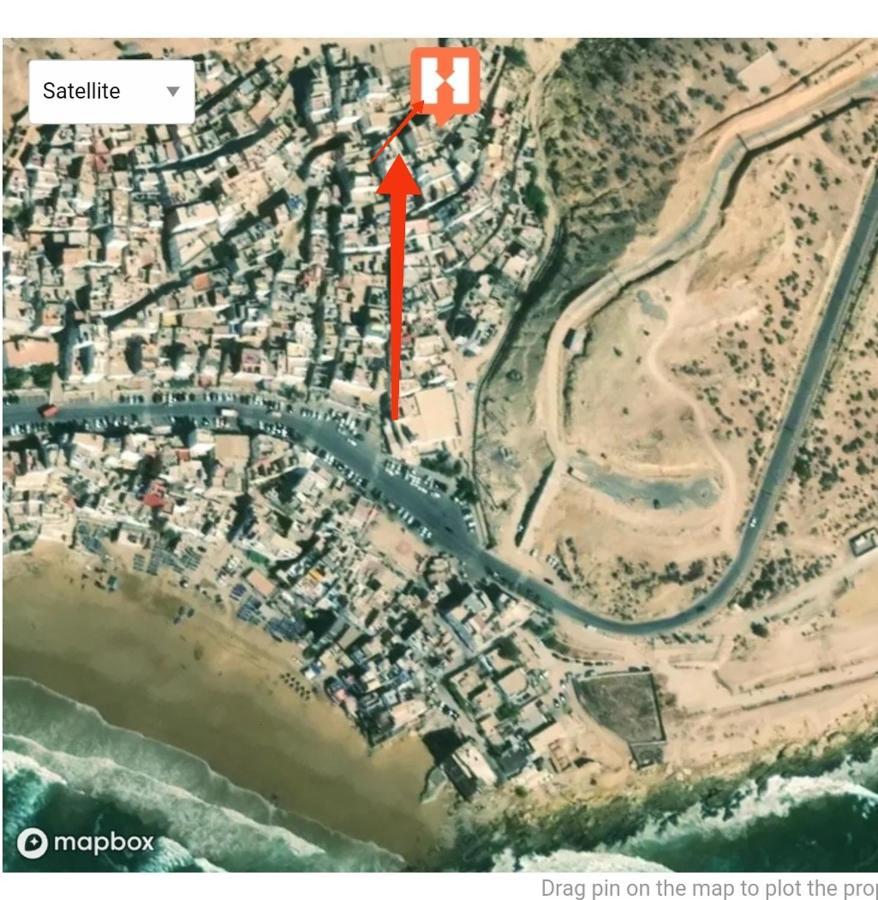 شقة تغازوت  في Red Carpet Surf House المظهر الخارجي الصورة