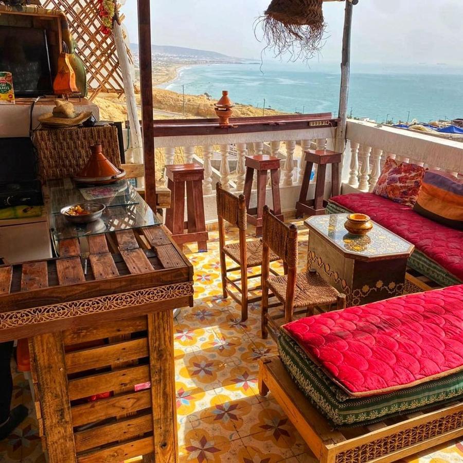 شقة تغازوت  في Red Carpet Surf House المظهر الخارجي الصورة