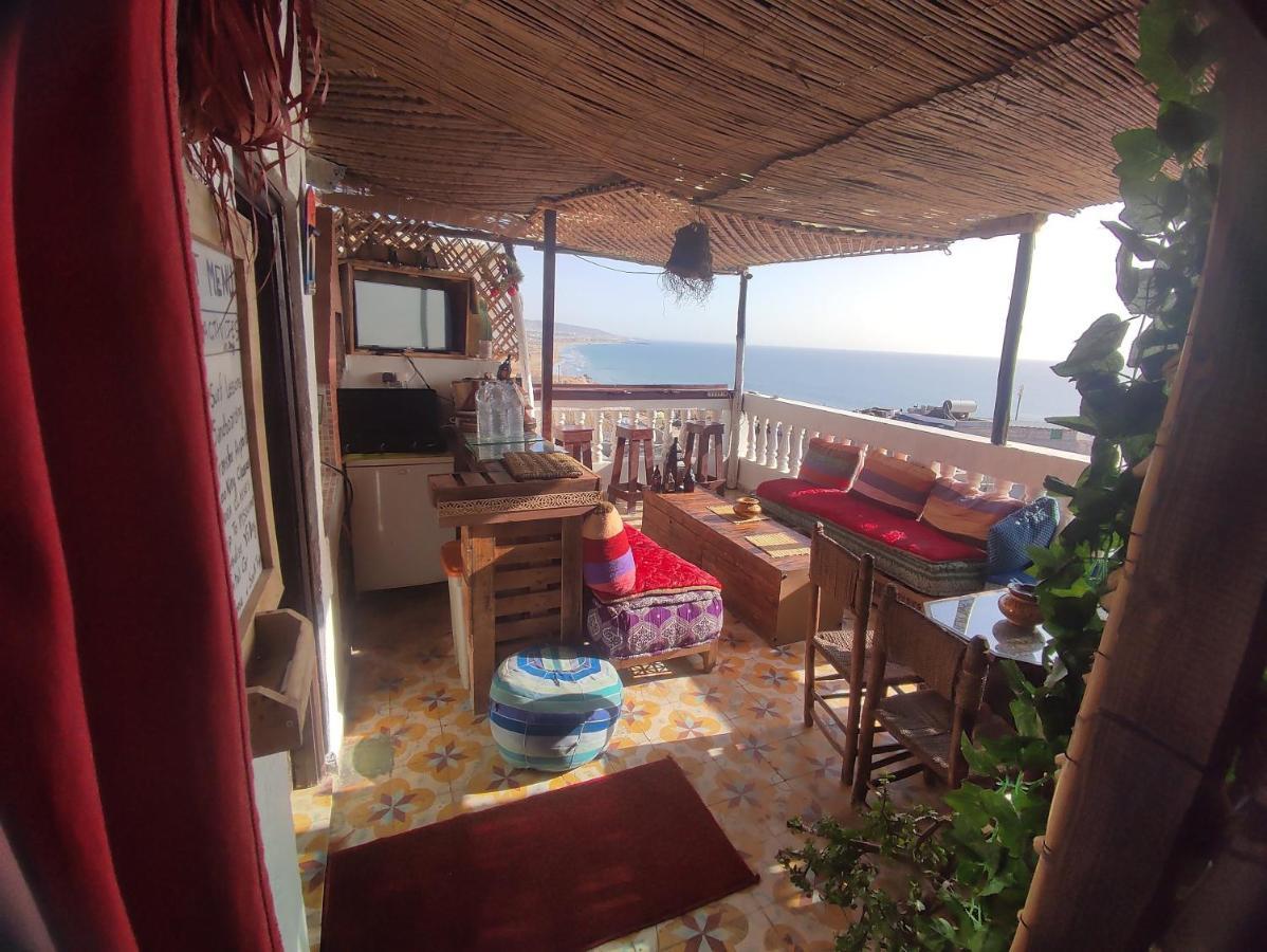 شقة تغازوت  في Red Carpet Surf House المظهر الخارجي الصورة