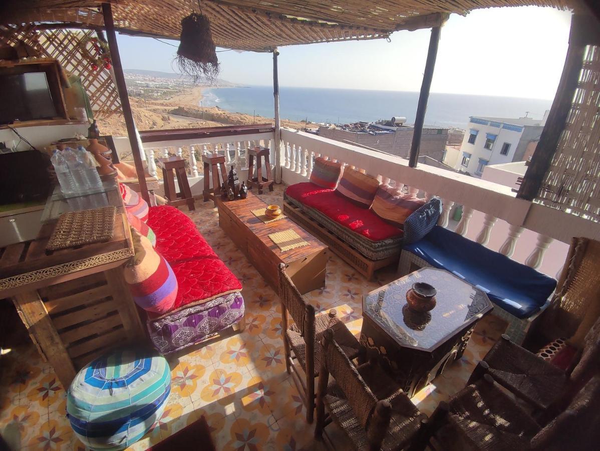 شقة تغازوت  في Red Carpet Surf House المظهر الخارجي الصورة